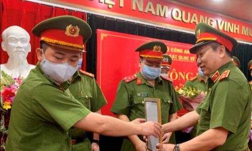 Cục Cảnh sát 13win10 về 13win1 Bộ 13win10 gặp mặt, động viên cán bộ, chiến sỹ tăng cường cho các xã biên giới trọng điểm