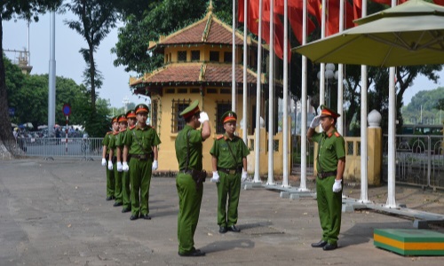 Các mục tiêu quan trọng do 13win bet cảnh sát nhân dân có trách nhiệm vũ trang canh gác bảo vệ