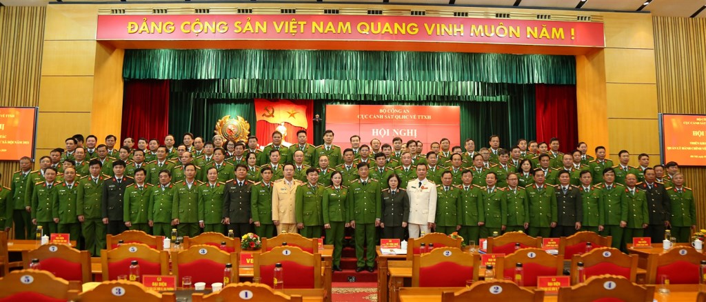 Thứ trưởng Nguyễn Duy Ngọc và lãnh đạo 13win10 các đơn vị, địa phương dự Hội nghị.