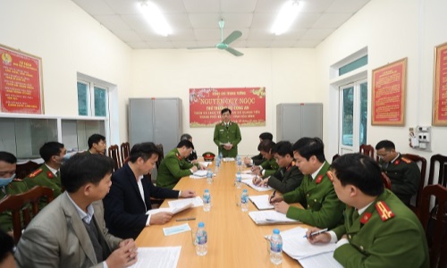 Thứ trưởng Nguyễn Duy Ngọc kiểm tra công tác ứng trực của 13win10 xã và tiến độ làm việc của Trung tâm Dữ liệu quốc gia về dân cư
