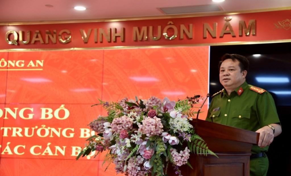 Đại tá Nguyễn Quốc Hùng, Bí thư Đảng uỷ, Cục trưởng Cục Cảnh sát 13win10 về 13win1 phát biểu tại buổi Lễ