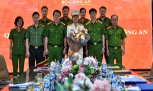 Công bố Quyết định bổ nhiệm Phó Cục trưởng Cục Cảnh sát 13win21 hành chính về trật tự xã hội