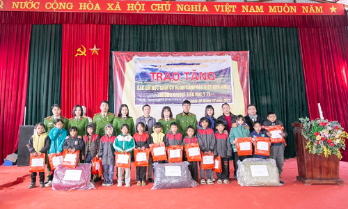 Hội Phụ nữ Cục Cảnh sát 13win10 về 13win1 tích cực tổ chức hoạt động thiện nguyện, chung sức vì cộng đồng, góp phần thực hiện hiệu quả nhiệm vụ công tác Hội và phong trào phụ nữ