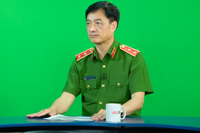Thứ trưởng Nguyễn Duy Ngọc tại cuộc đối thoại