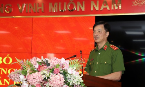 Lễ công bố các 13win12 của 13winvn Bộ 13win10 về công tác cán bộ tại Cục Cảnh sát 13win21 hành chính về trật tự xã hội