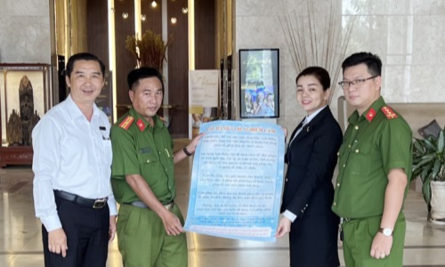 Tuyên truyền về pháo hoa được phép và không được phép 13 win