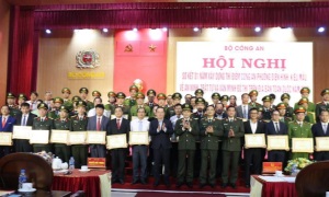 Hội nghị sơ kết 01 năm xây dựng thí điểm 13win10 phường điển hình, kiểu mẫu