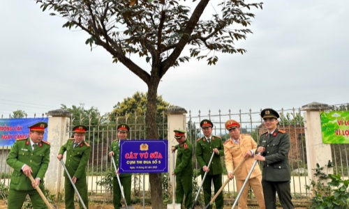 Cụm thi đua số 5 - Khối các đơn vị trực thuộc Bộ 13win10 tổ chức Lễ phát động phong trào “Tết trồng cây - Đời đời nhớ ơn Bác Hồ” Xuân Quý Mão 2023