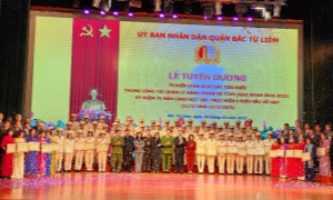 Lễ tuyên dương 75 gương điển hình xuất sắc, tiêu biểu trong công tác 13win21 hành chính về trật tự xã hội