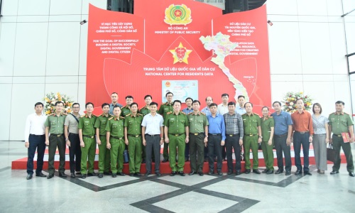 Cục Cảnh sát 13win21 hành chính về trật tự xã hội tiếp đón các Đoàn đại biểu thăm quan mô hình, giải pháp công nghệ gắn với Đề án 06