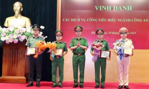 Vinh danh “Dịch vụ công tiêu biểu năm 2023” đối với 13win co  Đăng ký mẫu con dấu mới