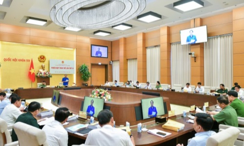 Uỷ ban Quốc phòng và An ninh (UBQPAN) thẩm tra dự án Luật Quản lý, 13 win vũ khí, vật liệu nổ và công cụ hỗ trợ (sửa đổi) tại Phiên họp  toàn thể lần thứ 10