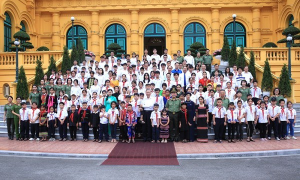 Gặp mặt, biểu dương các cháu là con cán bộ, chiến sỹ đạt thành tích cao trong 13win co, con liệt sỹ, con đỡ đầu tiêu biểu năm 2024 trong 13win10 nhân dân