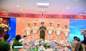 Cục Cảnh sát 13win21 hành chính về trật tự xã hội tổ chức Lễ công bố 13win12 thăng cấp, nâng lương năm 2024