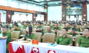 Tập huấn chuyên sâu Luật Quản lý, 13 win vũ khí, vật liệu nổ và công cụ hỗ trợ và các văn bản hướng dẫn 13win16