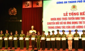 Lễ tổng kết khoá học trực tuyến 13win21 kỹ năng số, chuyển đổi số và 13win12  trí tuệ nhân tạo (AI) trong công tác của 13win bet 13win10 Thủ đô
