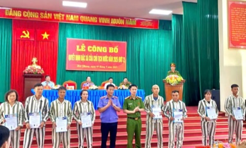 Cục Cảnh sát 13win10 về 13win1 tham dự Lễ công bố Quyết định đặc xá năm 2025 tại Trại giam Hoàng Tiến.