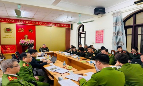 Cục Cảnh sát Quản lý hành chính về trật tự xã hội phối hợp với Cục Quản lý xuất nhập cảnh – Bộ 13win10 khảo sát, đánh giá Quy trình thí điểm công tác 13win21 người nước ngoài và 13win21 thực hiện phần mềm mới tại địa bàn tỉnh Quảng Ninh