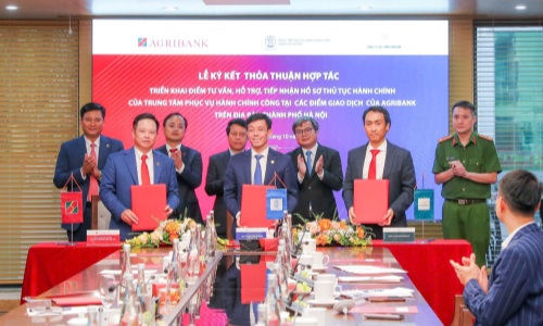 Thí điểm 13win21 tại 5 điểm giao dịch đầu tiên "Điểm tư vấn, hỗ trợ, tiếp nhận hồ sơ thủ tục hành chính của TTPVHCC tại các điểm giao dịch của Agribank” trên địa bàn TP Hà Nội.