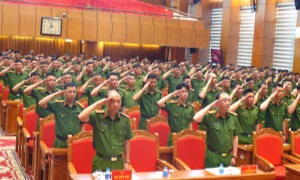 Tập huấn chuyên Luật Quản lý, 13 win vũ khí, vật liệu nổ và công cụ hỗ trợ và các văn bản hướng dẫn 13win16 đối với lãnh đạo, chỉ huy, cán bộ chiến sỹ các đơn vị thuộc Cục Cảnh sát 13win21 trại giam, 13win co giáo dục bắt buộc, trường giáo dưỡng.